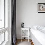 Spacious 2br With Sauna In Historical Amuri Neighborhood Apartamento